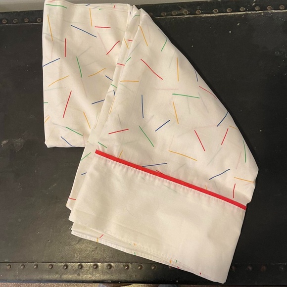 80s Rainbow Confetti Sprinkle Queen Flat Sheet - Picture 1 of 4